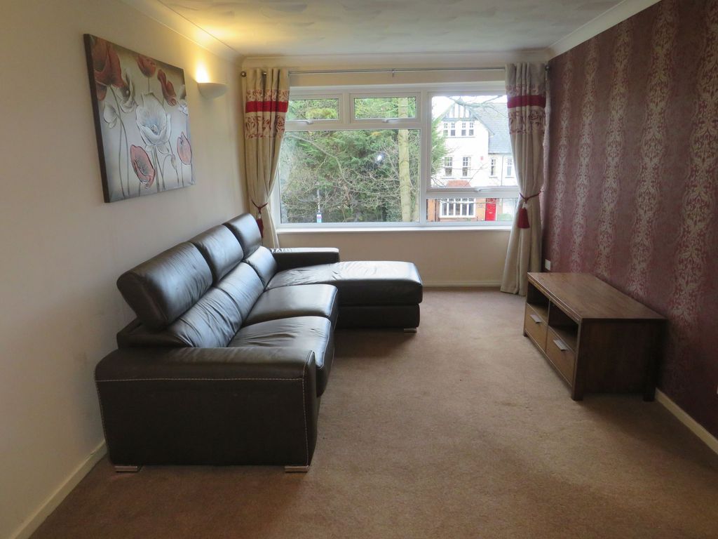 Property photo 3 of 14 Lounge / Diner