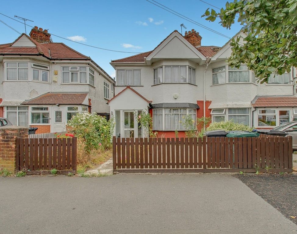 Property photo 1 of 4