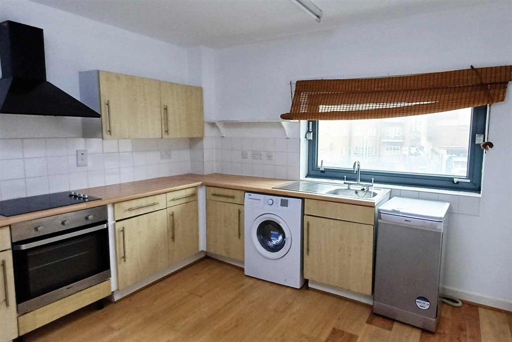 Property photo 2 of 5
