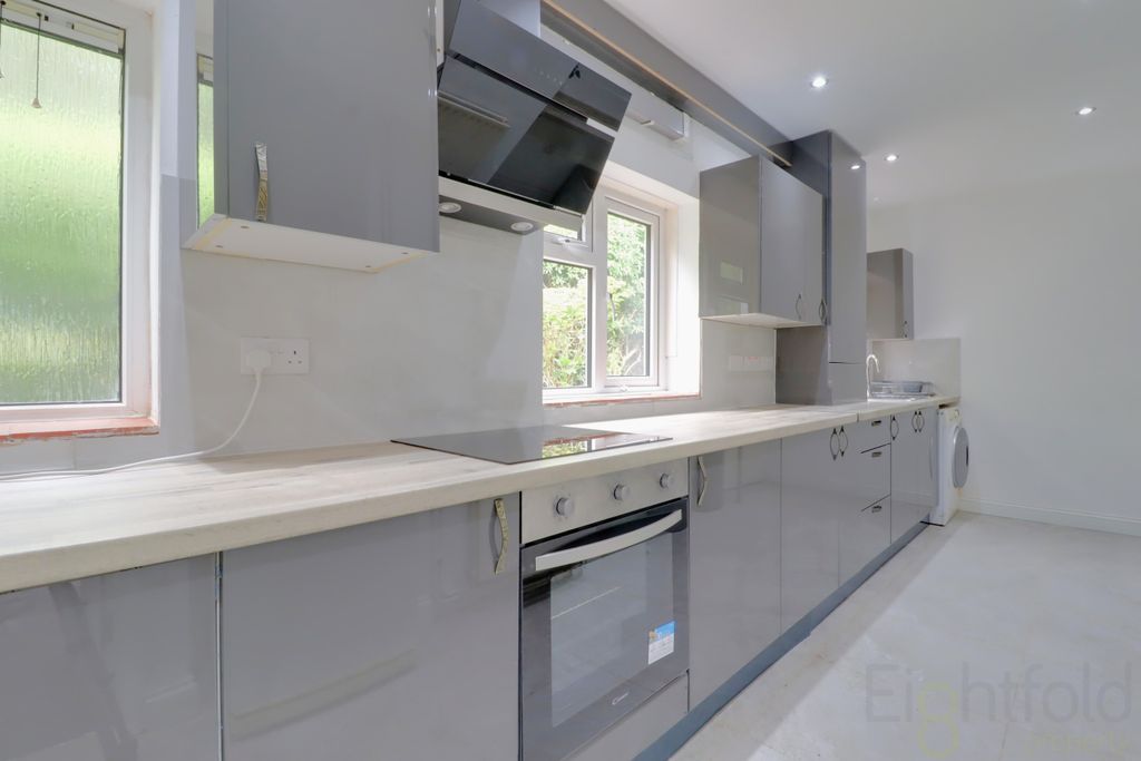 Property photo 2 of 10 Img_0653-Img_0655