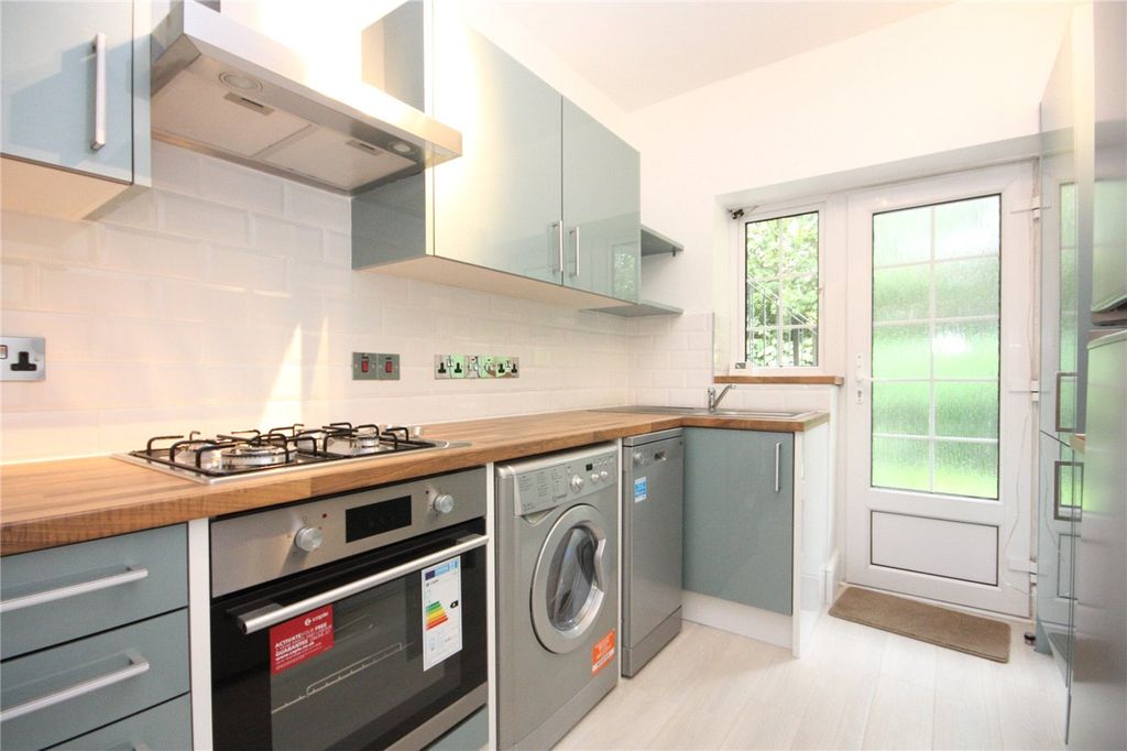 Property photo 2 of 7 Picture No. 05