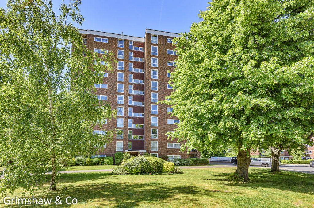 Property photo 1 of 12