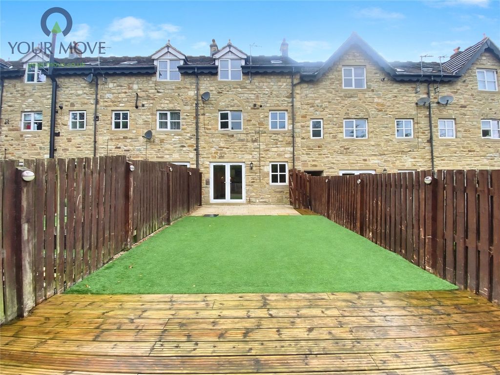 Property photo 3 of 22 Picture No. 06