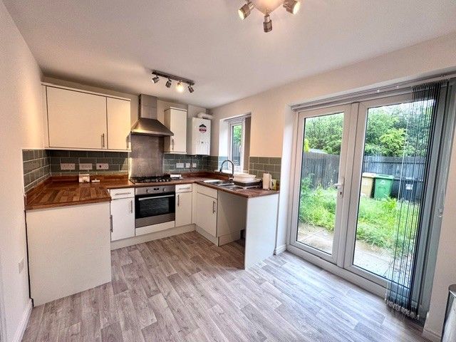 Property photo 2 of 13 Kitchen/Diner