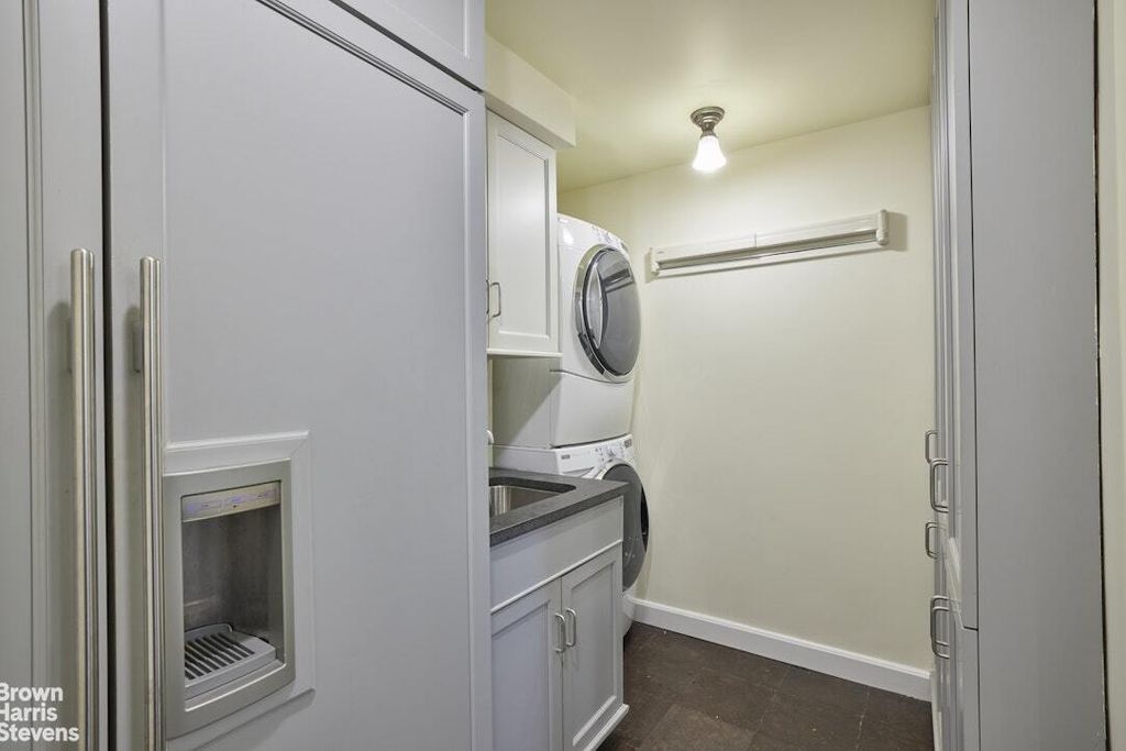 Property photo 3 of 17 <Alttext/>