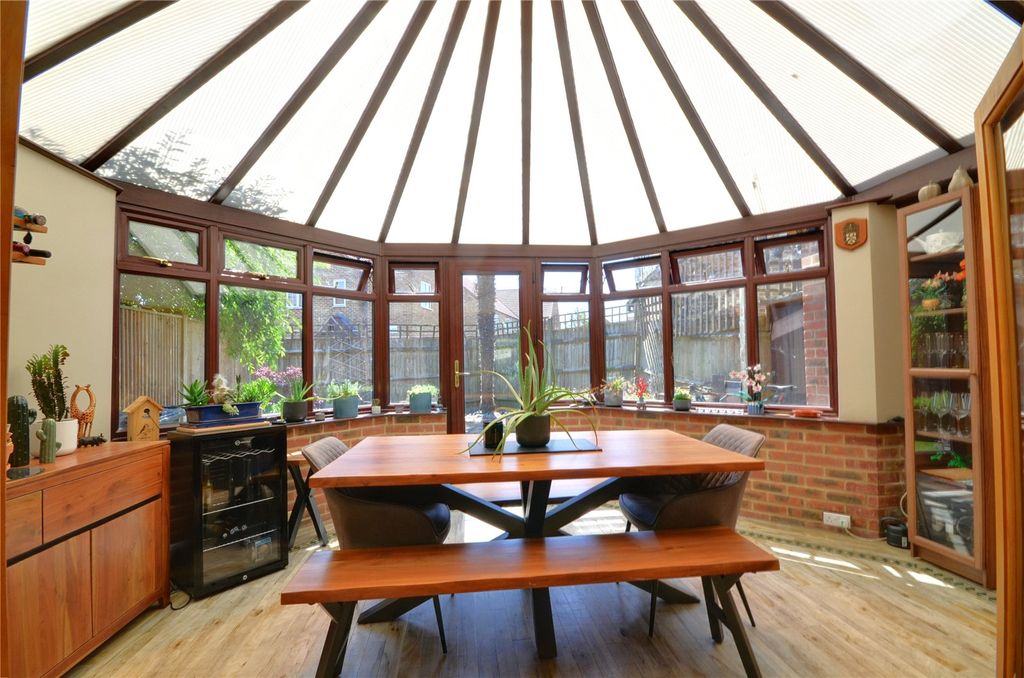 Property photo 3 of 14 Conservatory/Dining