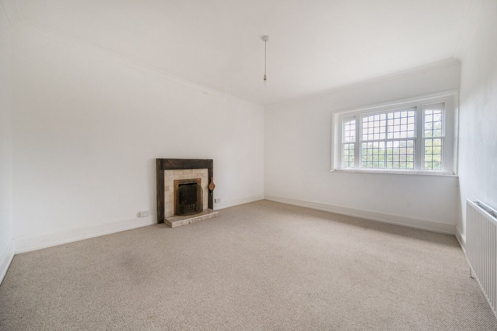 Property photo 3 of 14 Picture No. 07