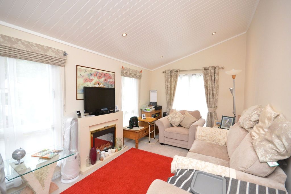 Property photo 3 of 10 Picture No. 19