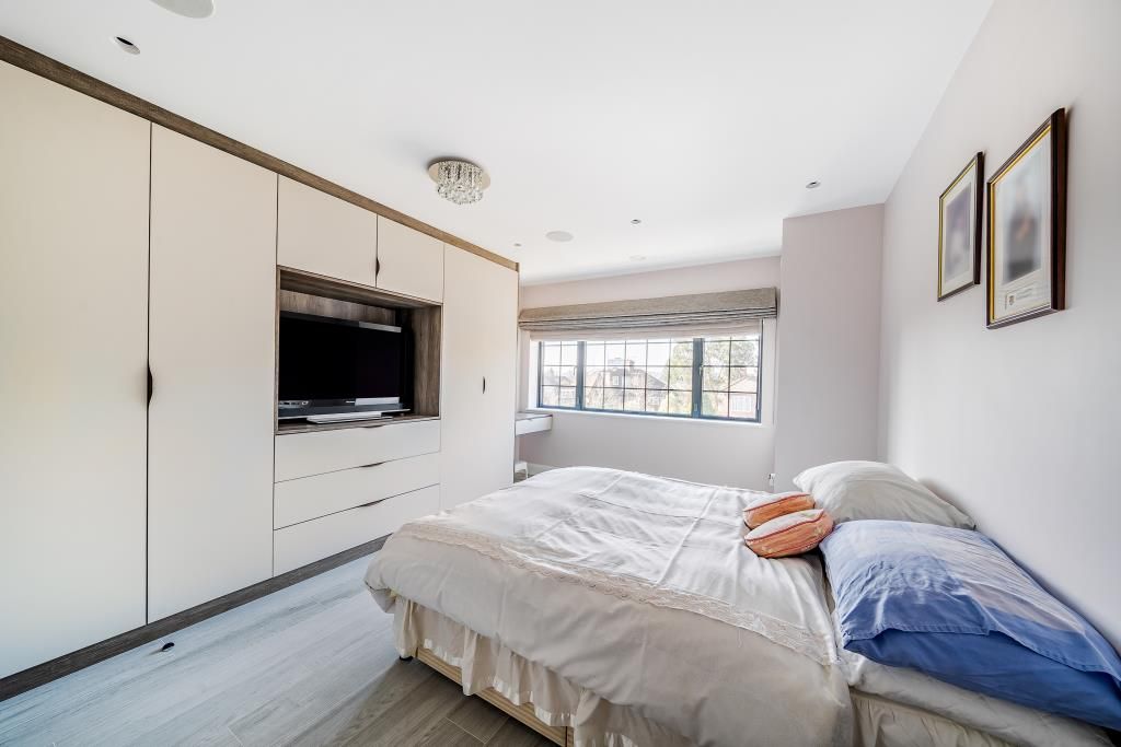 Property photo 2 of 22 Bedroom