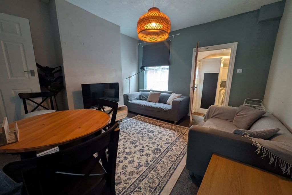 Property photo 1 of 11 (Main)