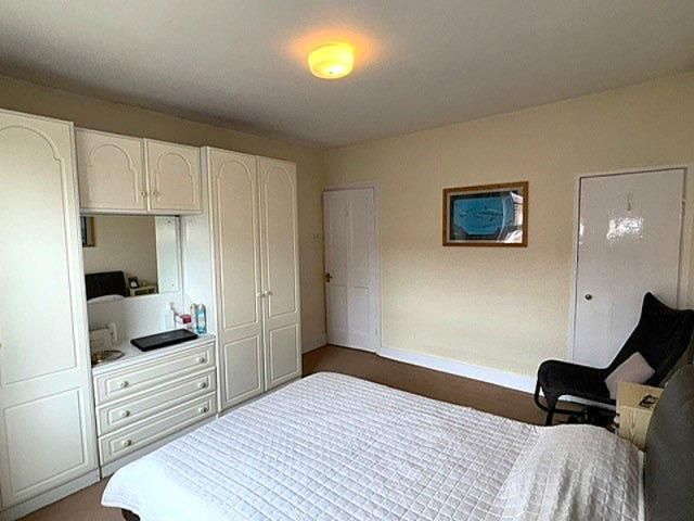Property photo 2 of 16 Bedrooom1.Jpg