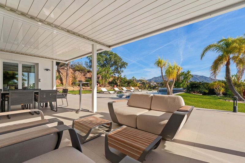 Property photo 3 of 87