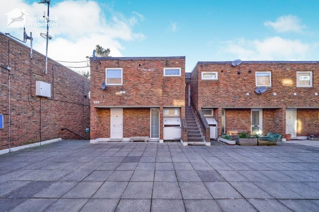 Property photo 1 of 14 Front View