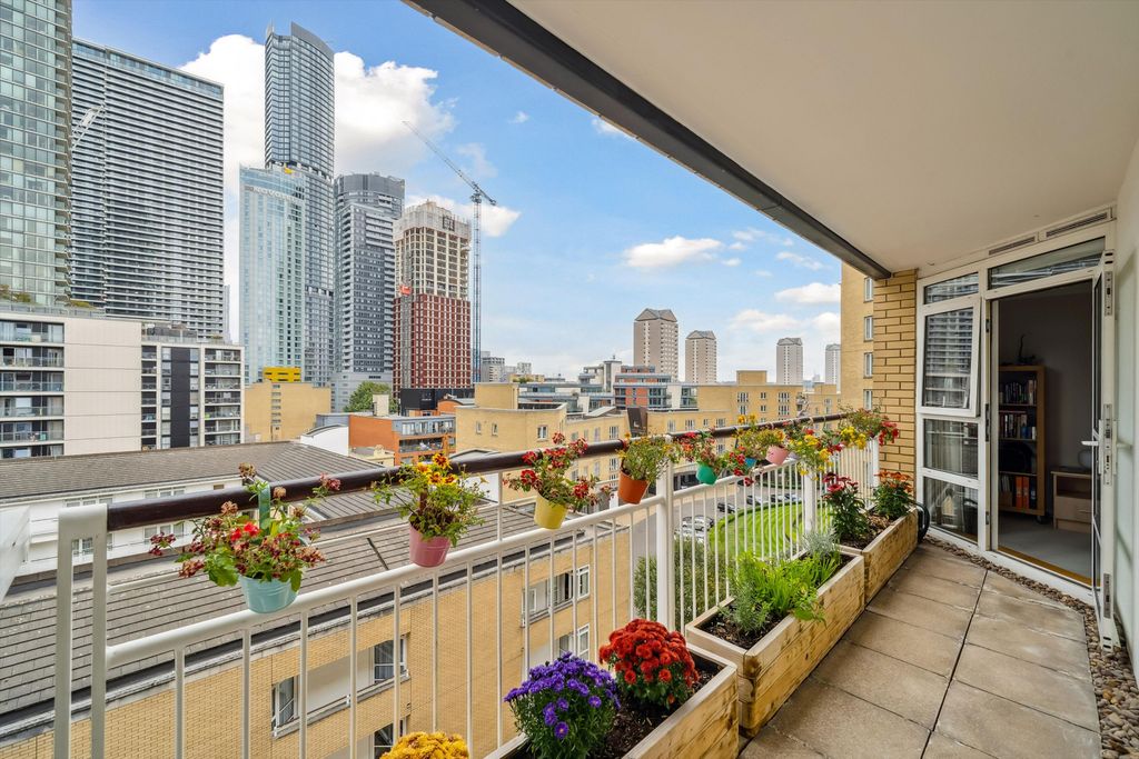 Property photo 3 of 16 Image