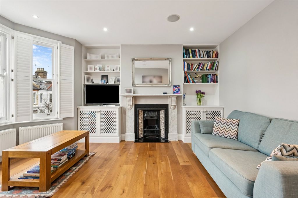 Property photo 2 of 11 Picture No. 02