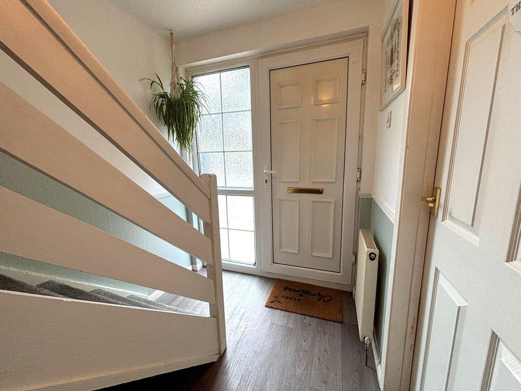 Property photo 2 of 26 Hallway