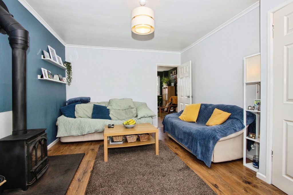 Property photo 3 of 20 Pbox-Img.Jpg