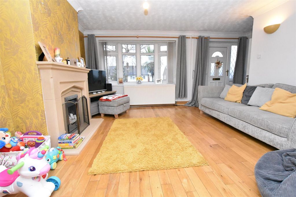 Property photo 3 of 16 Dsc_0428 - Copy (9).Jpg