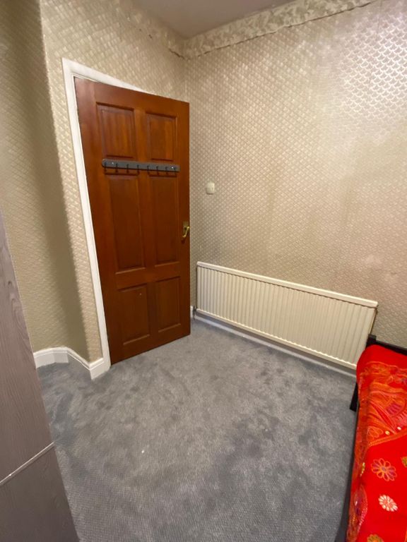 Property photo 2 of 3