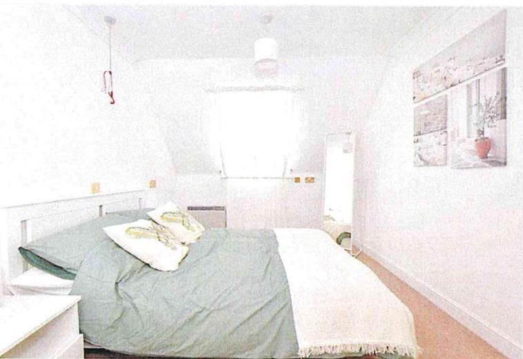 Property photo 1 of 11 Bedroom