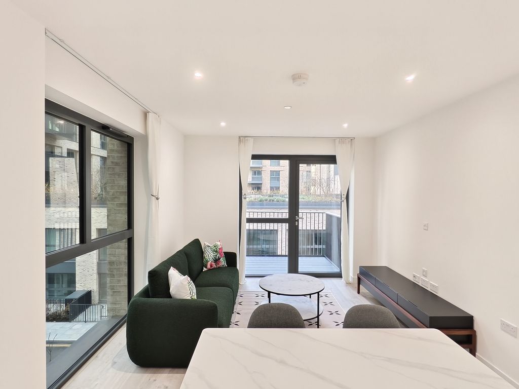 Property photo 2 of 27