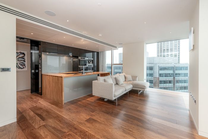 Property photo 2 of 26