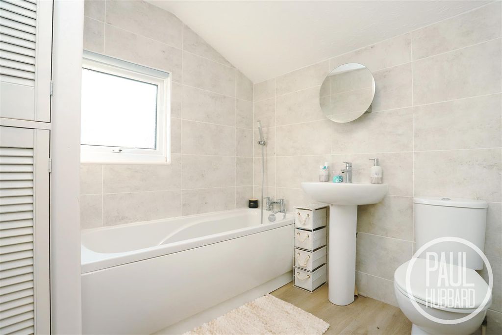 Property photo 3 of 12 Img_0545.Jpg