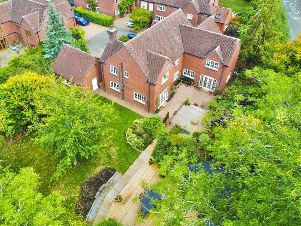 Property photo 1 of 25