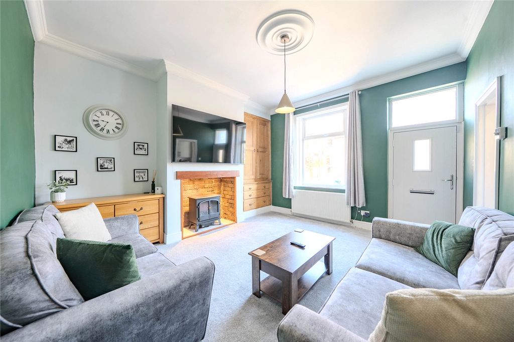 Property photo 2 of 12 Picture No. 07