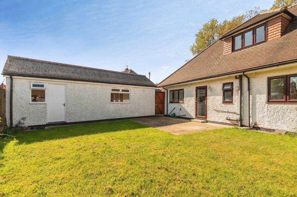 Property photo 2 of 19 Rear Aspect