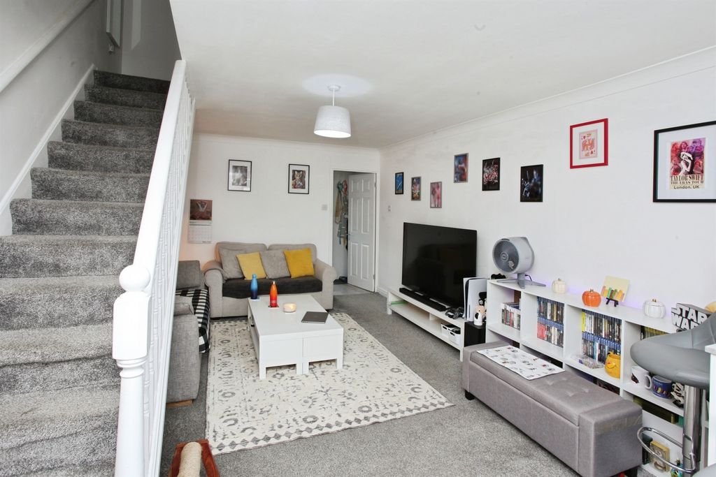 Property photo 2 of 15