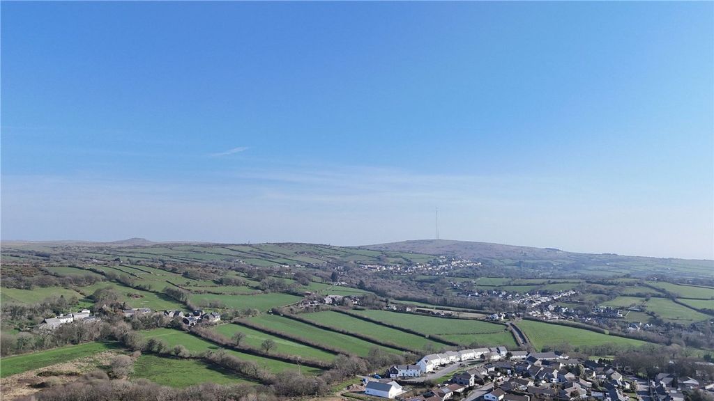 Property photo 2 of 13 Picture No. 24