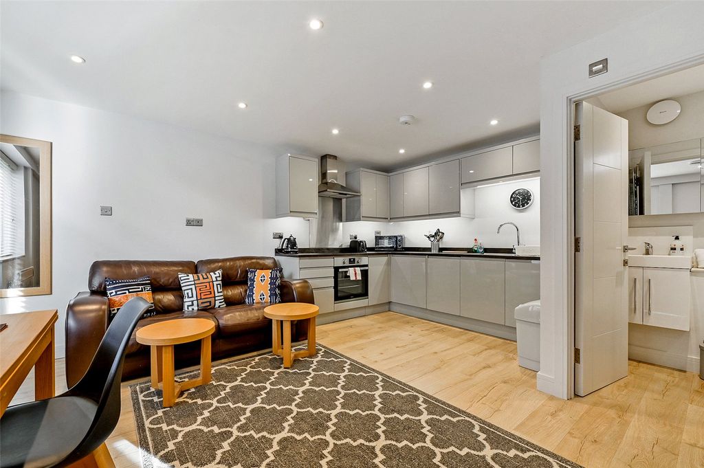 Property photo 2 of 10 Picture No. 02