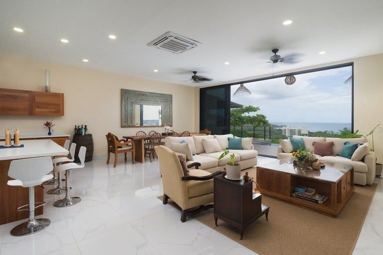 Property photo 1 of 33