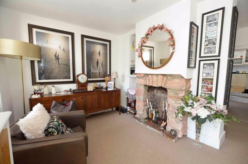 Property photo 3 of 17 Photo 12
