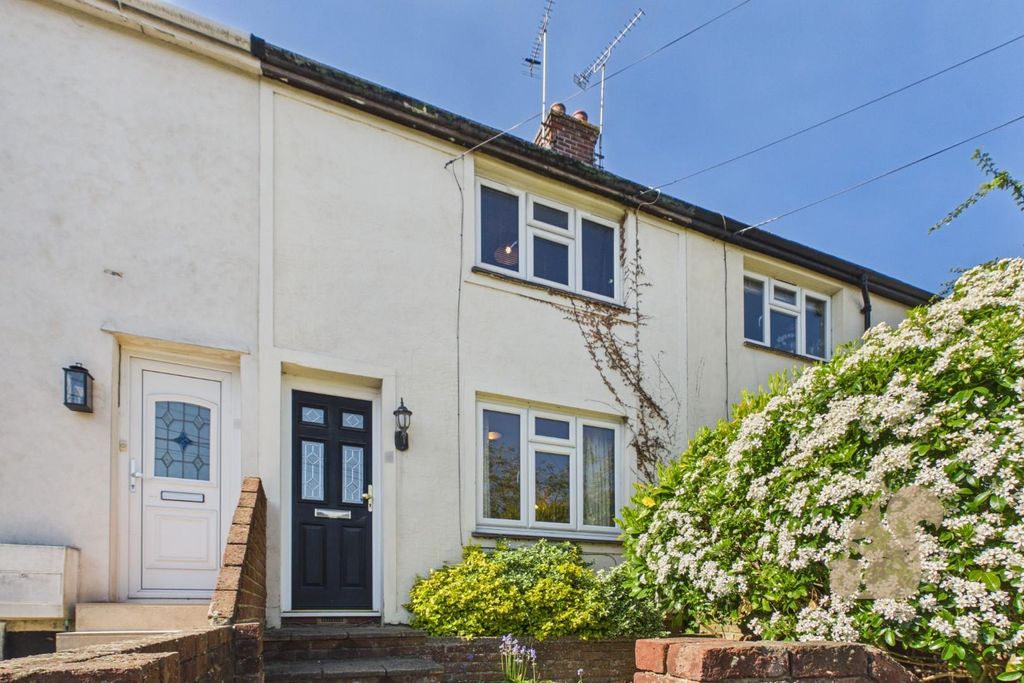 Property photo 1 of 12 Cam01814G0-Pr0104-Still013.Jpg