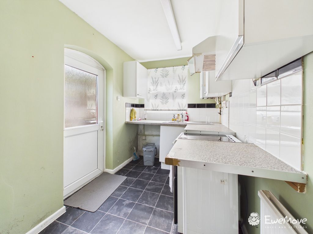 Property photo 3 of 9 Cam02877G0-Pr0104-Still007