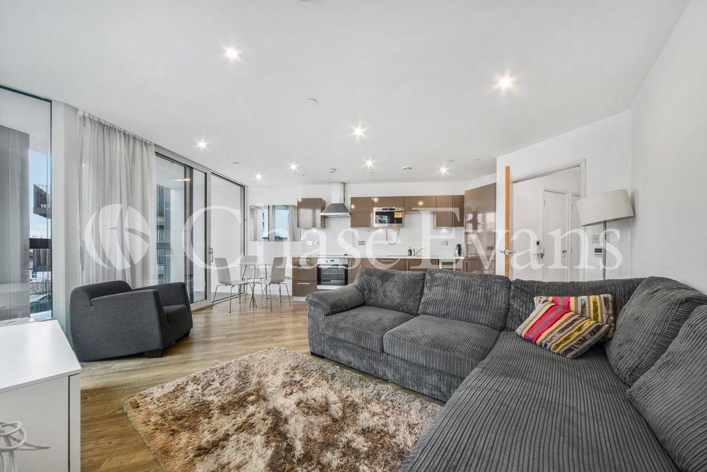 Property photo 1 of 14 Living Area
