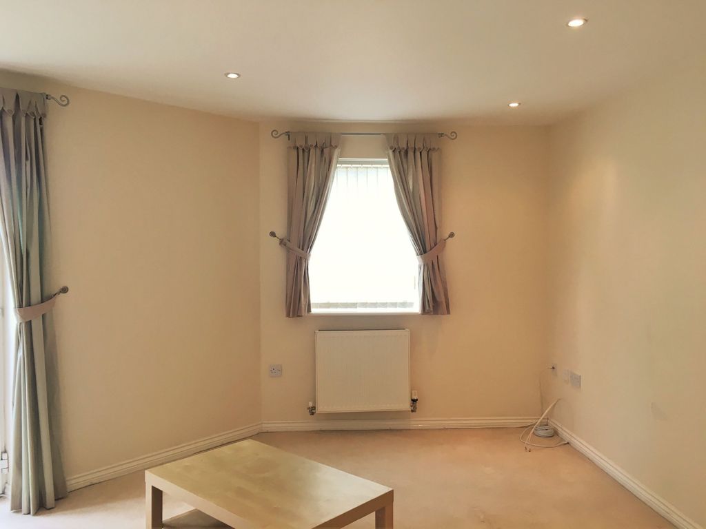 Property photo 3 of 7