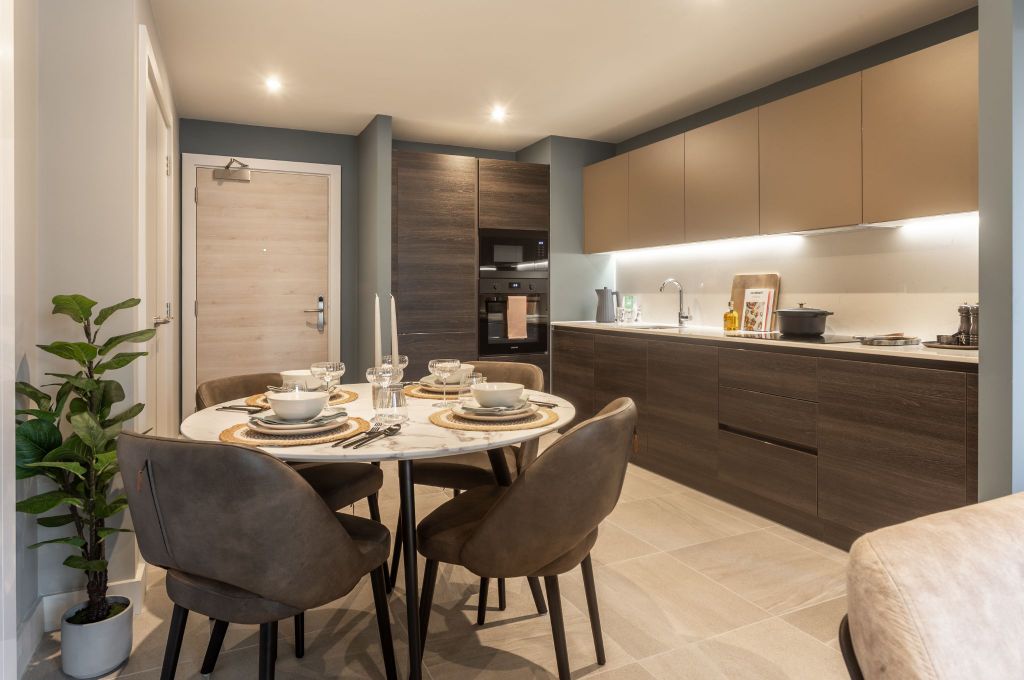 Property photo 2 of 20