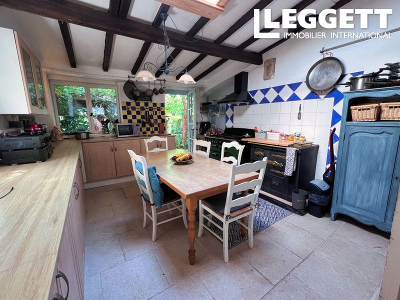 Property photo 3 of 10