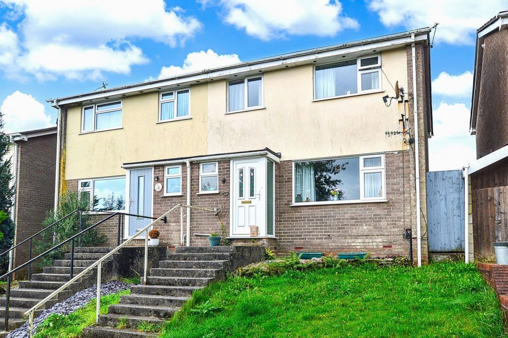 Property photo 1 of 10 Picture No. 12