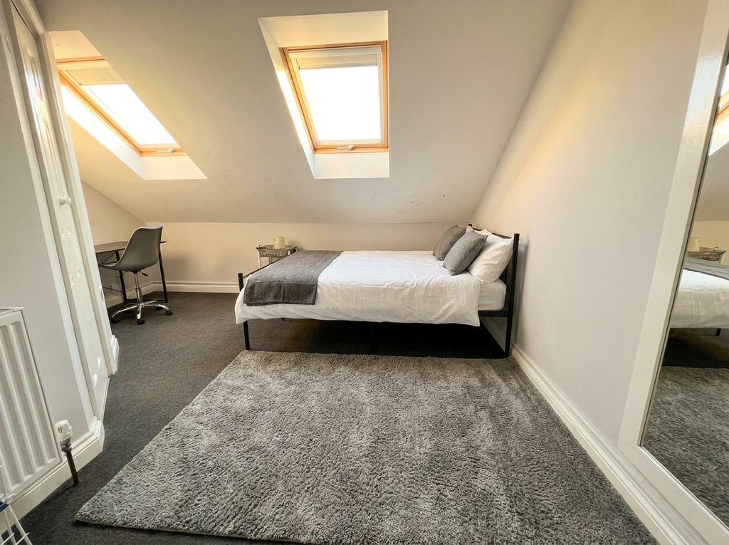 Property photo 1 of 4