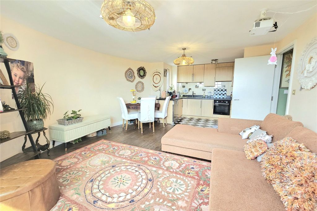 Property photo 3 of 11 Picture No. 06
