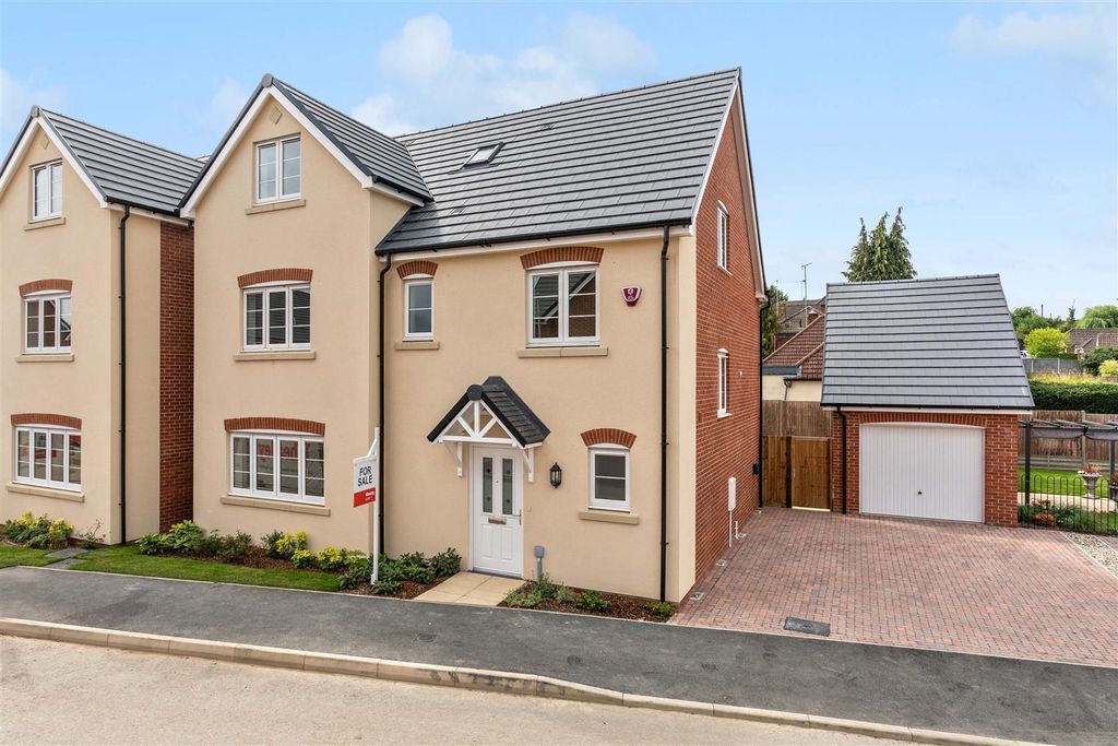 Property photo 1 of 15 1