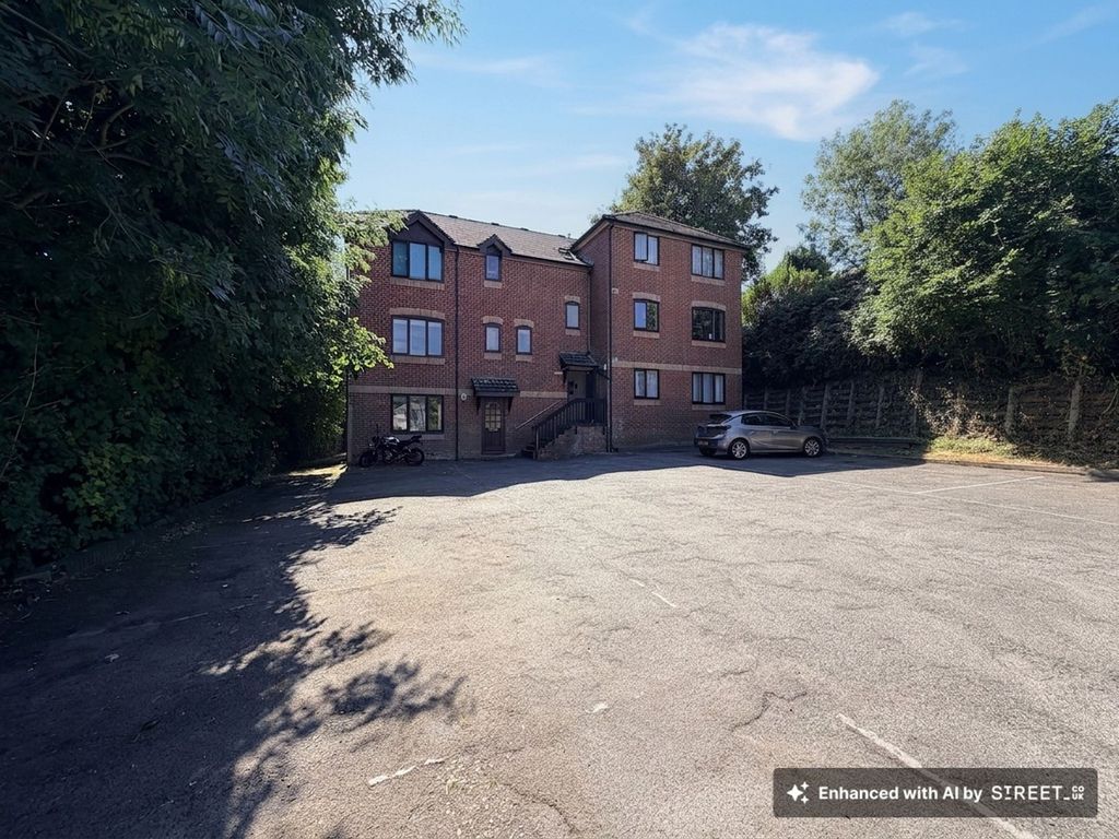 Property photo 1 of 9