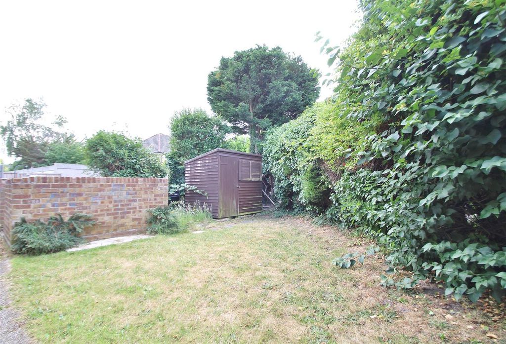 Property photo 2 of 6 Private Garden
