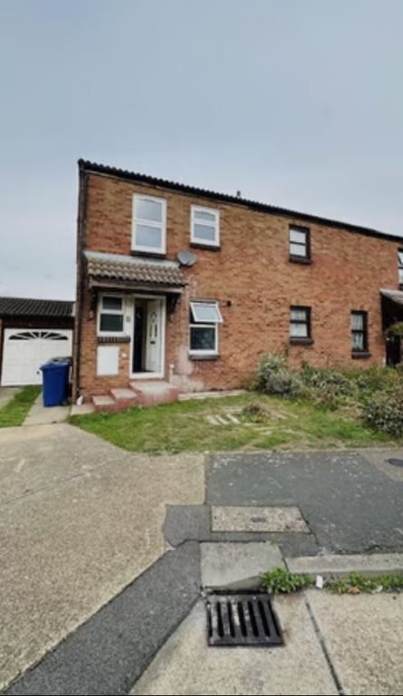 Property photo 1 of 9