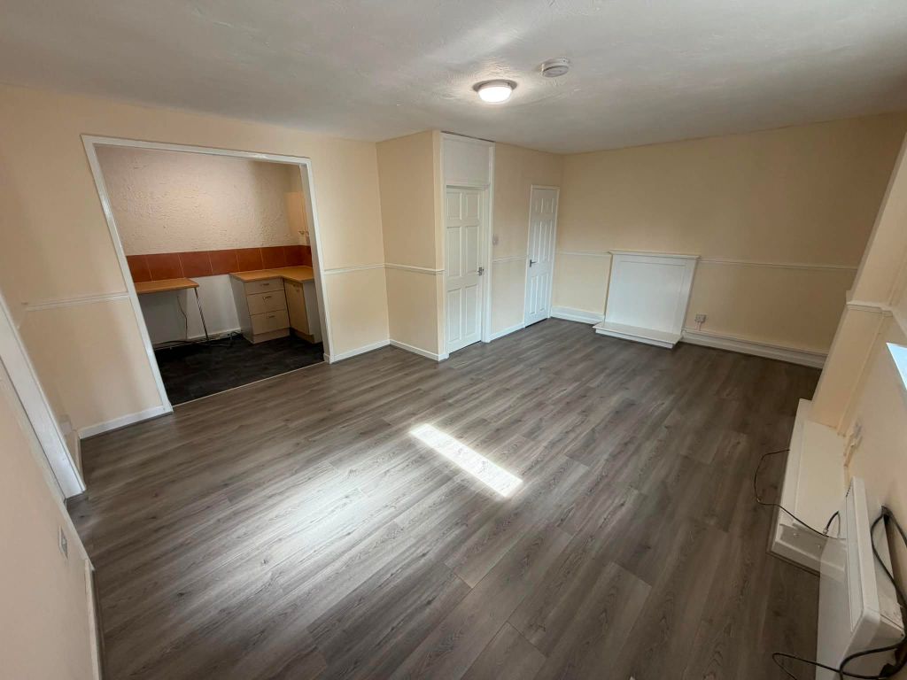 Property photo 1 of 11 Front