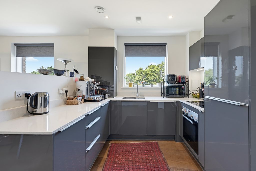 Property photo 2 of 15 Kitchen